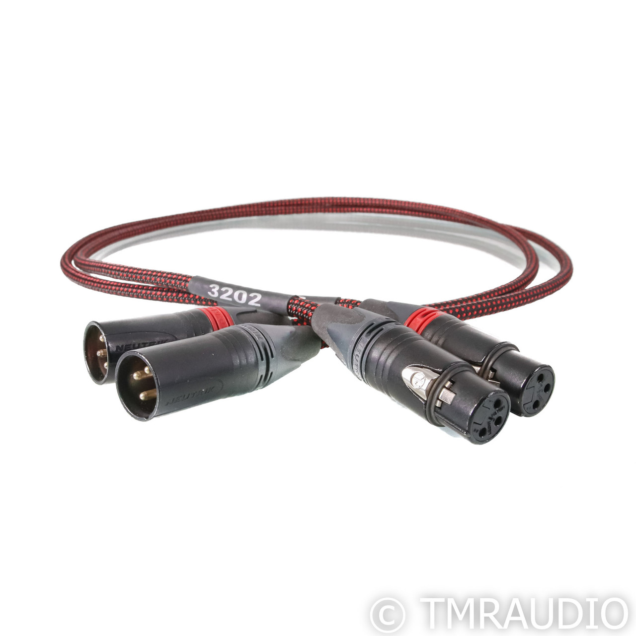 Black Cat 3202 XLR Cables; 1m Pair Balanced Intercon (7...