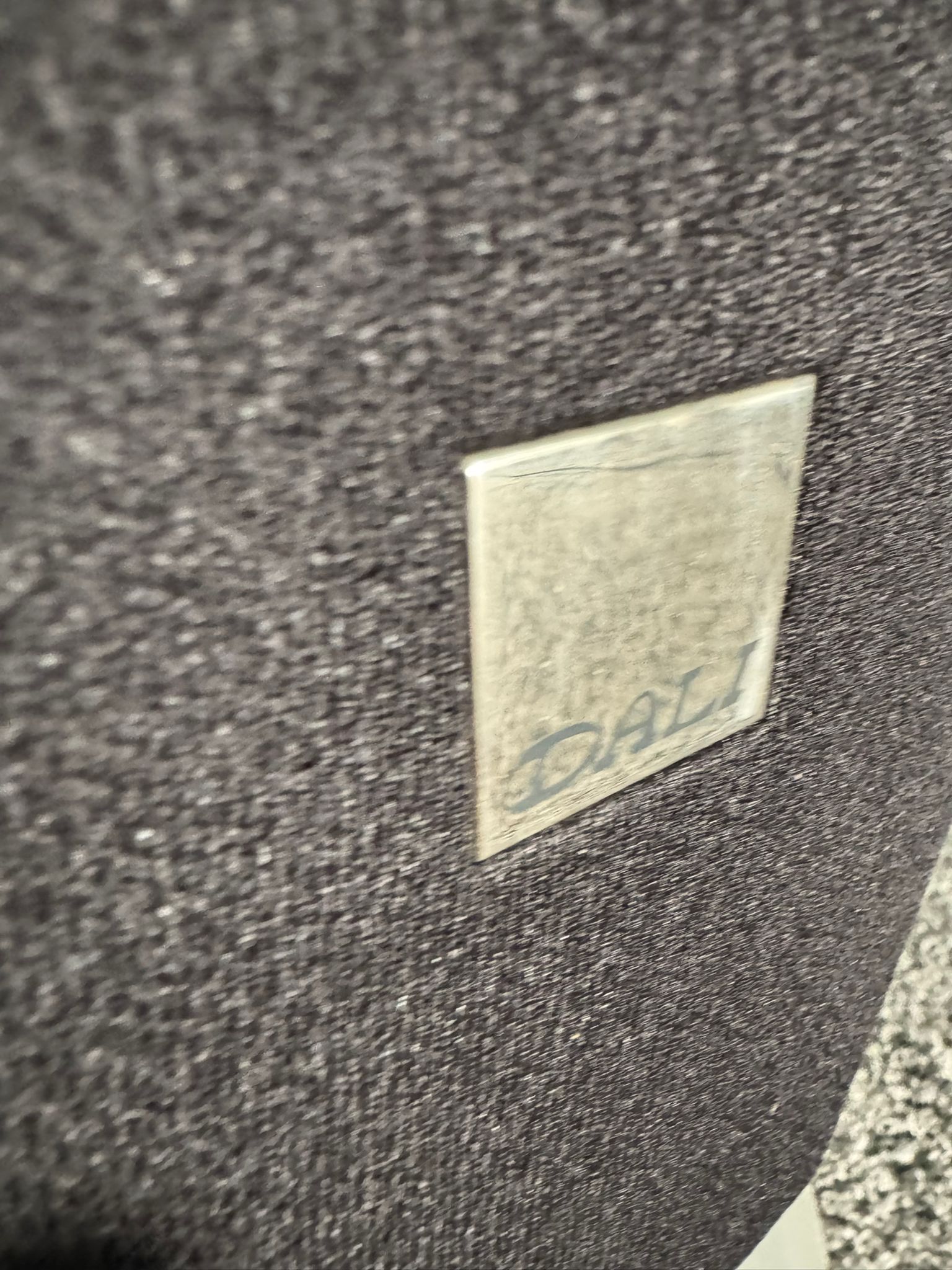 DALI Fazon F5 speakers 30th Anniversary airbrush 14