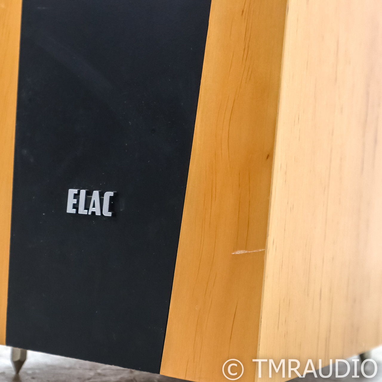 ELAC FS 207 Floorstanding Speakers; Oak Pair (67507) 9