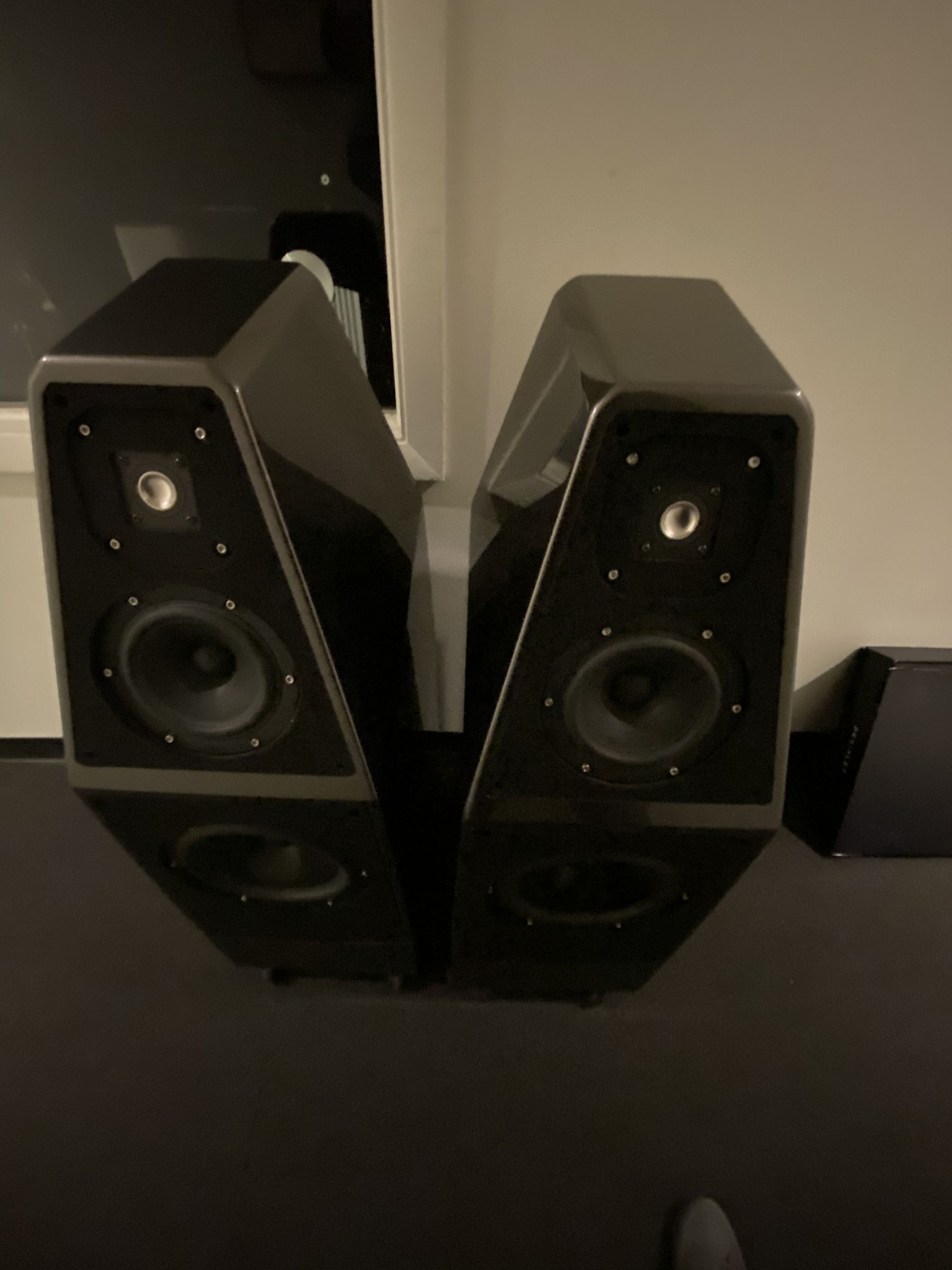 Wilson Audio Sophia mkIII titanium 4