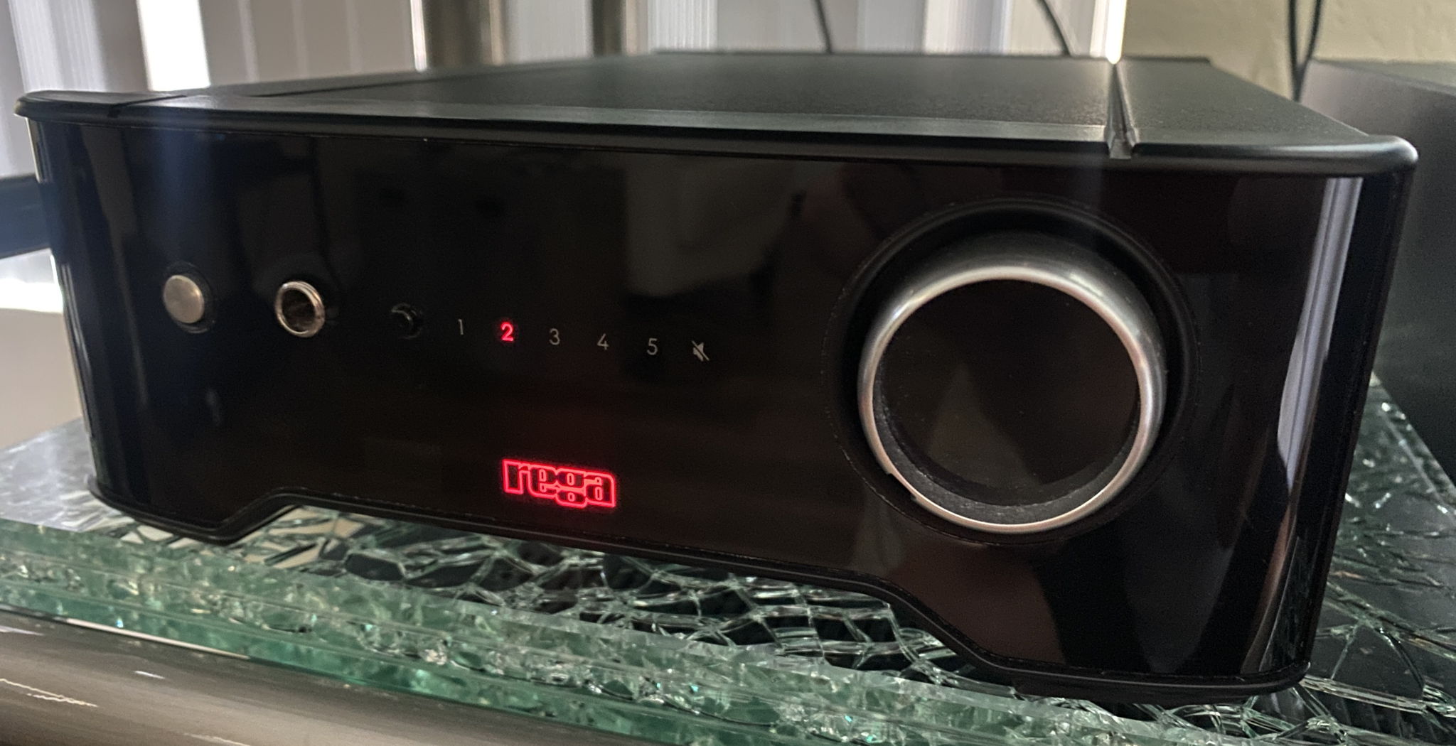 Rega Brio - Latest 2017+ Model - Excellent w Manual and...