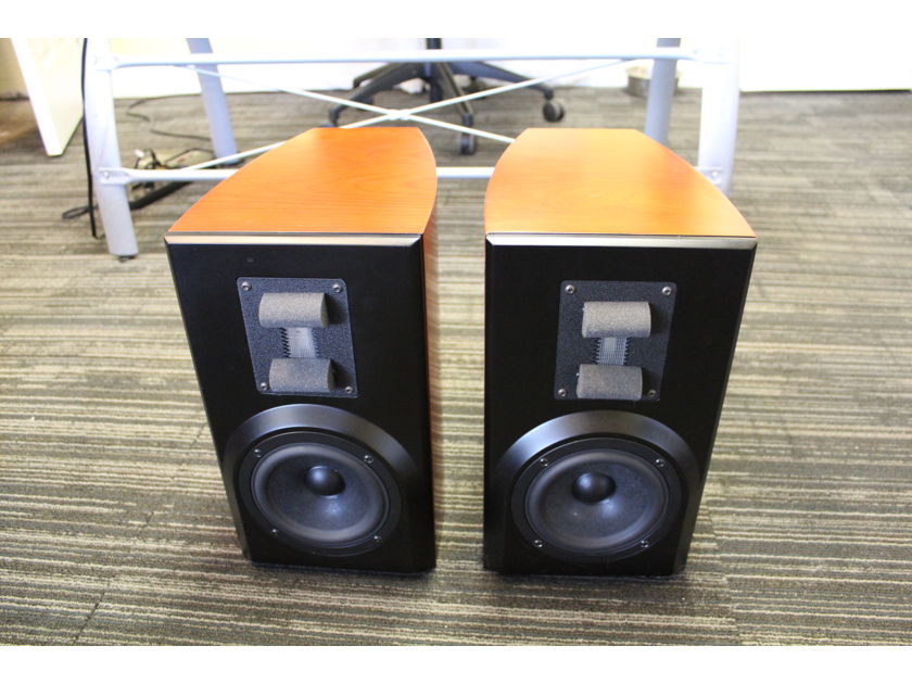 Vapor Audio Breeze Stand Mount Speakers