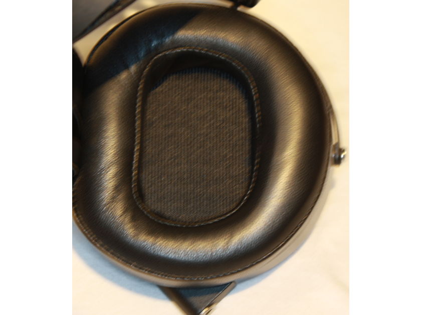 Audeze LCD-XC Closed Back Headphones. With Warranty.