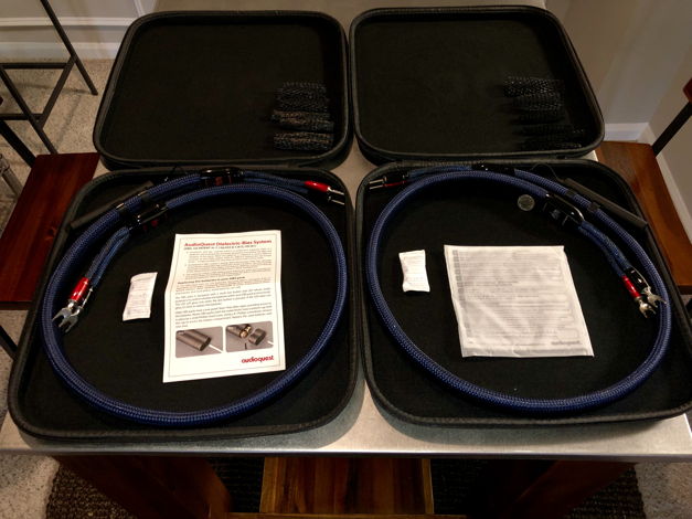 AudioQuest Wildwood Speaker Cables 5ft, Bananas and Spa...