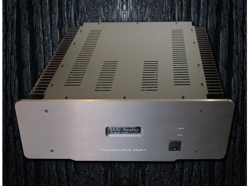 $4780 McCormack SMc AUDIO *SILVER SPECIAL* DNA-1 STEREO POWER AMPLIFIER 150w 50a