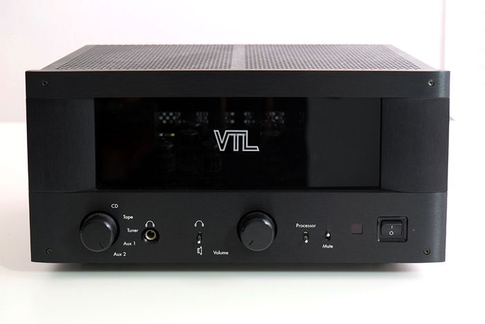 VTL IT-85 INTEGRATED TUBE AMP/PREAMP/HEADPHONE AMP