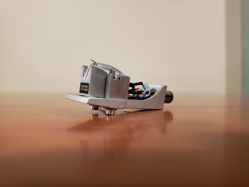 Benz Micro MC Silver High Output Moving Coil Cartridge. Save 58%