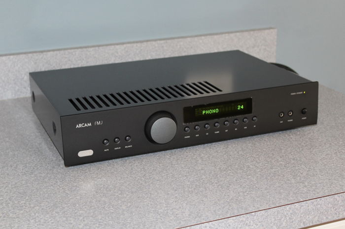 Arcam FMJ-A29 stereo integrated amplifier SUPER CLEAN F...