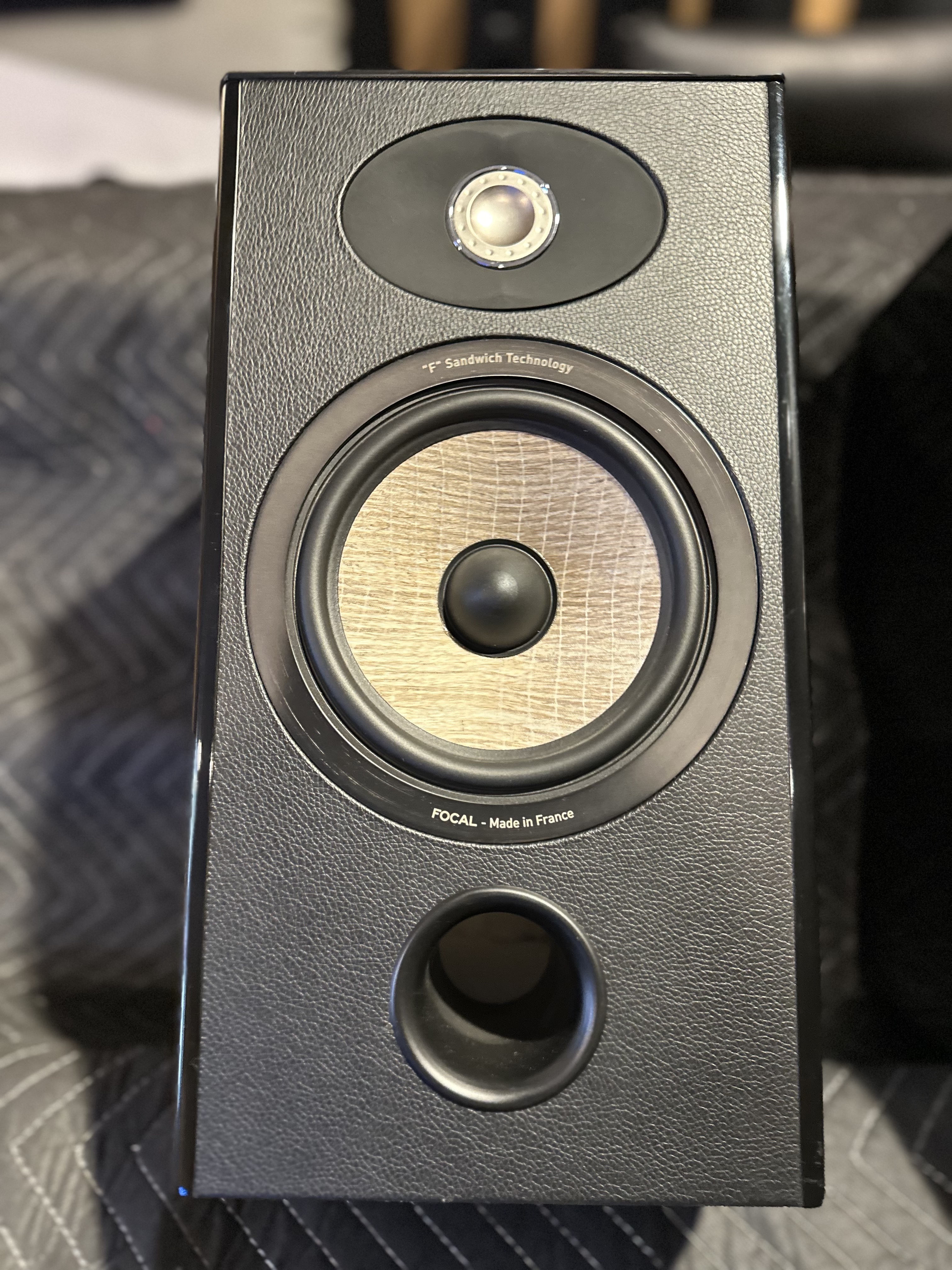 h*t様 FOCAL ARIA906 Black high gloss pair Focal Aria 906 Bookshelf Speaker Black High Gloss buy online in