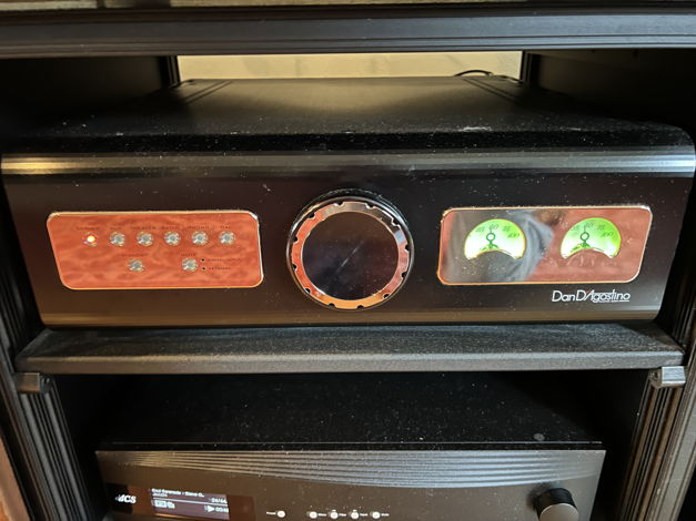 Dan D'Agostino Progression Integrated Amplifier with Ph...