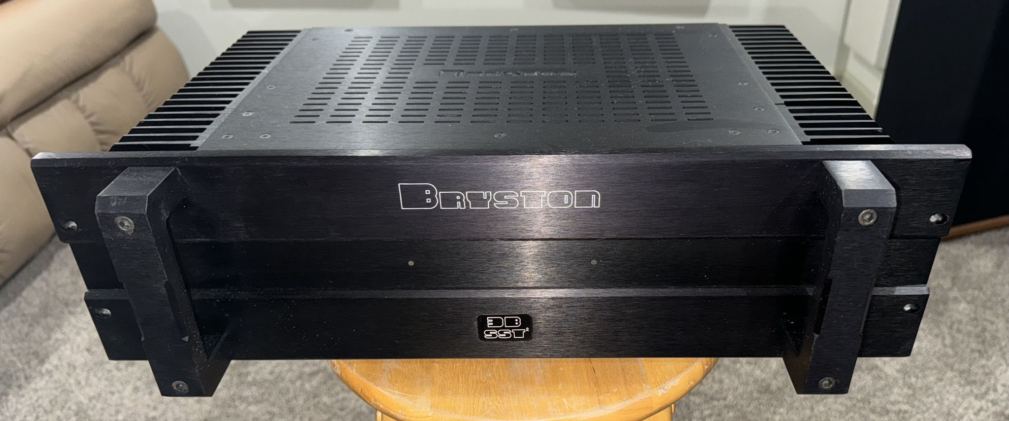 Bryston  3B SST2 Stereo Power Amplifier in Excellent Co...