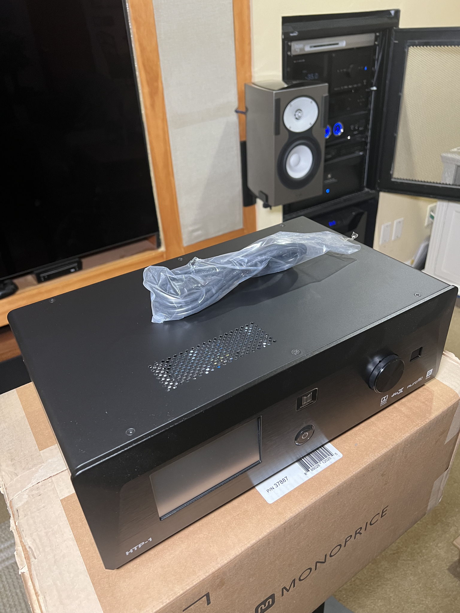 Monoprice HTP-1 Home Theater Processor 6