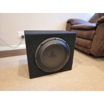 JL Audio 13w1v2-4 + Custom Box