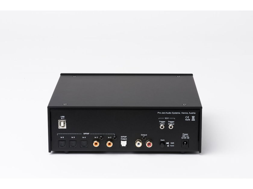 NEW Pro-Ject Audio Systems DAC Box DS2 Ultra - Advanced DAC - SILVER WALNUT