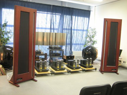 Analysis Audio Epsilon speakers beautifully finished in... 12