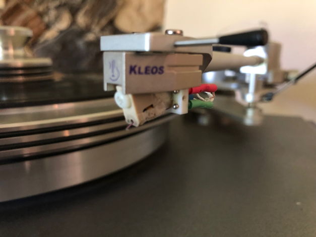 VPI Classic 3 With Lyra Kleos Cartridge and SDS