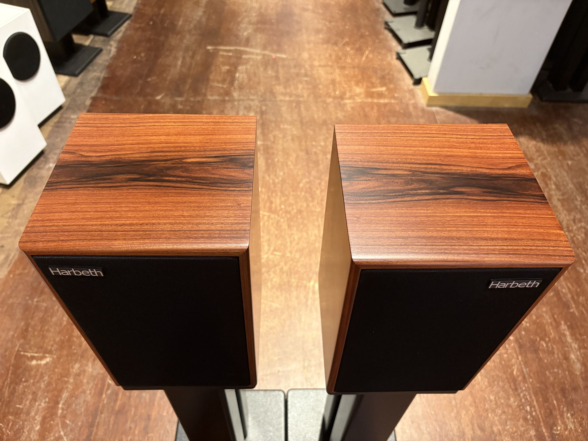 Harbeth P3ESR XD Bookshelf in Rosewood Finish Speakers ... 5