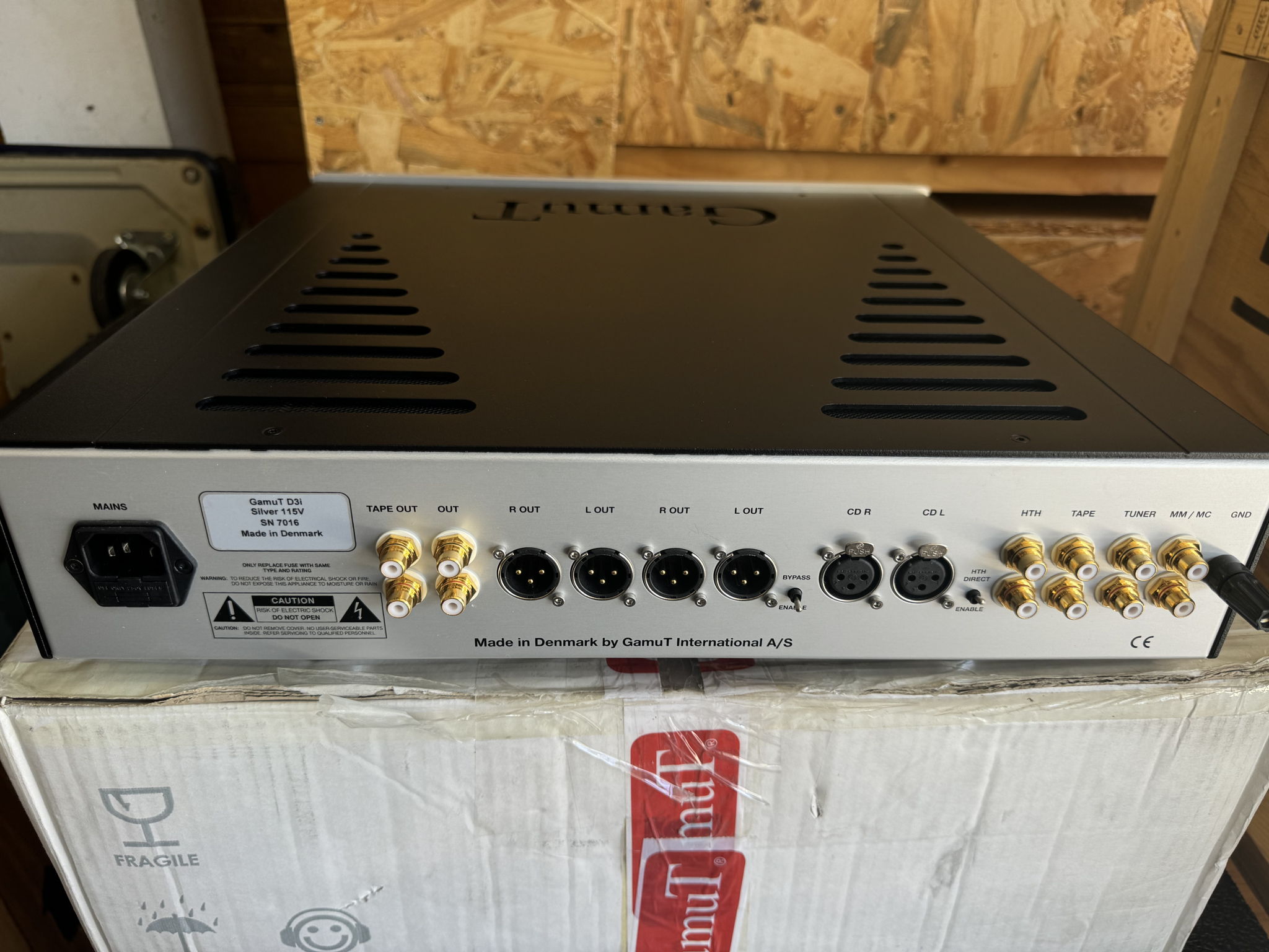 GamuT Audio D3i Preamplifier ( LOW PRICE ) 6