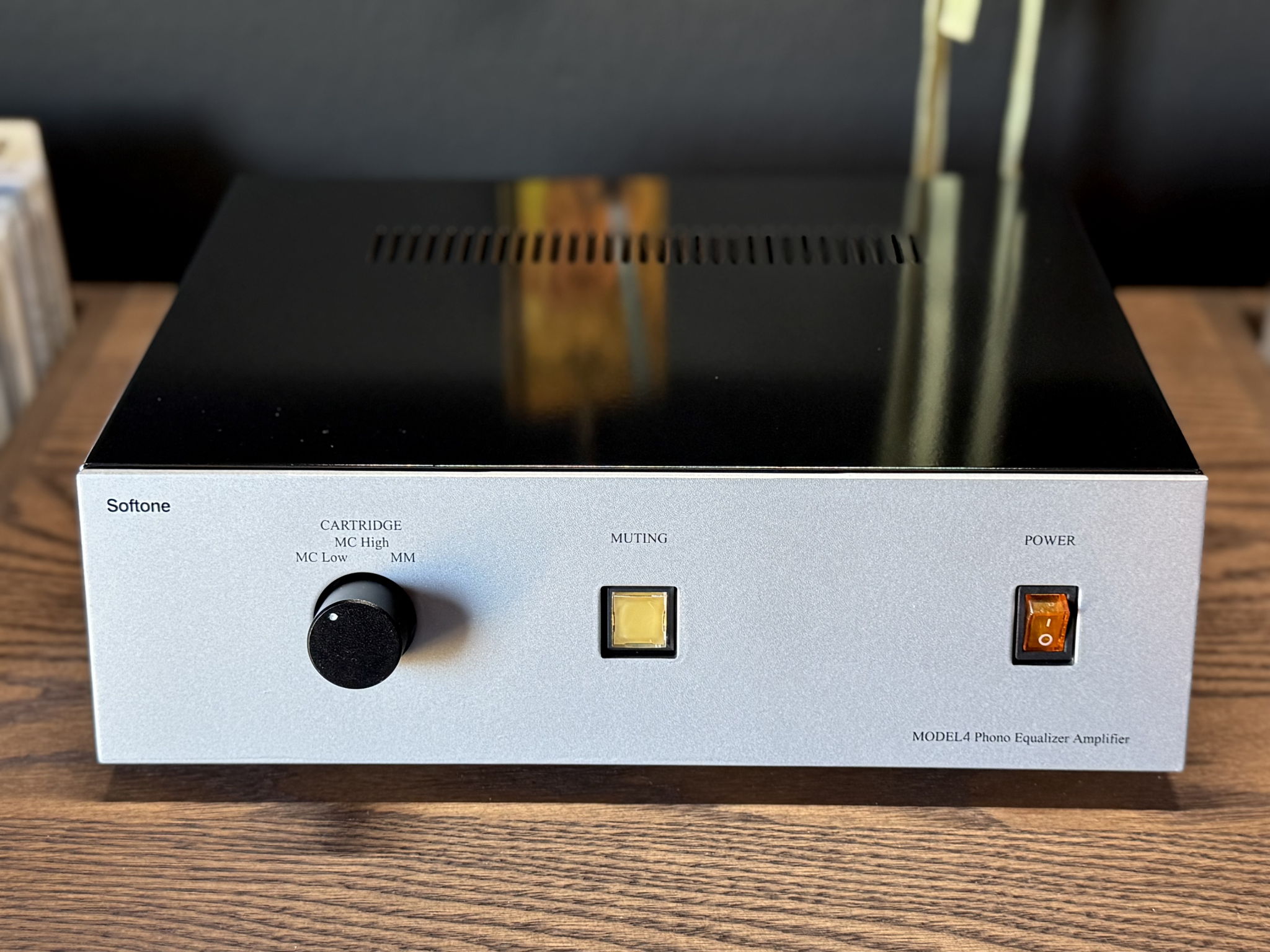 Model4 Phono Equalizer Amplifier