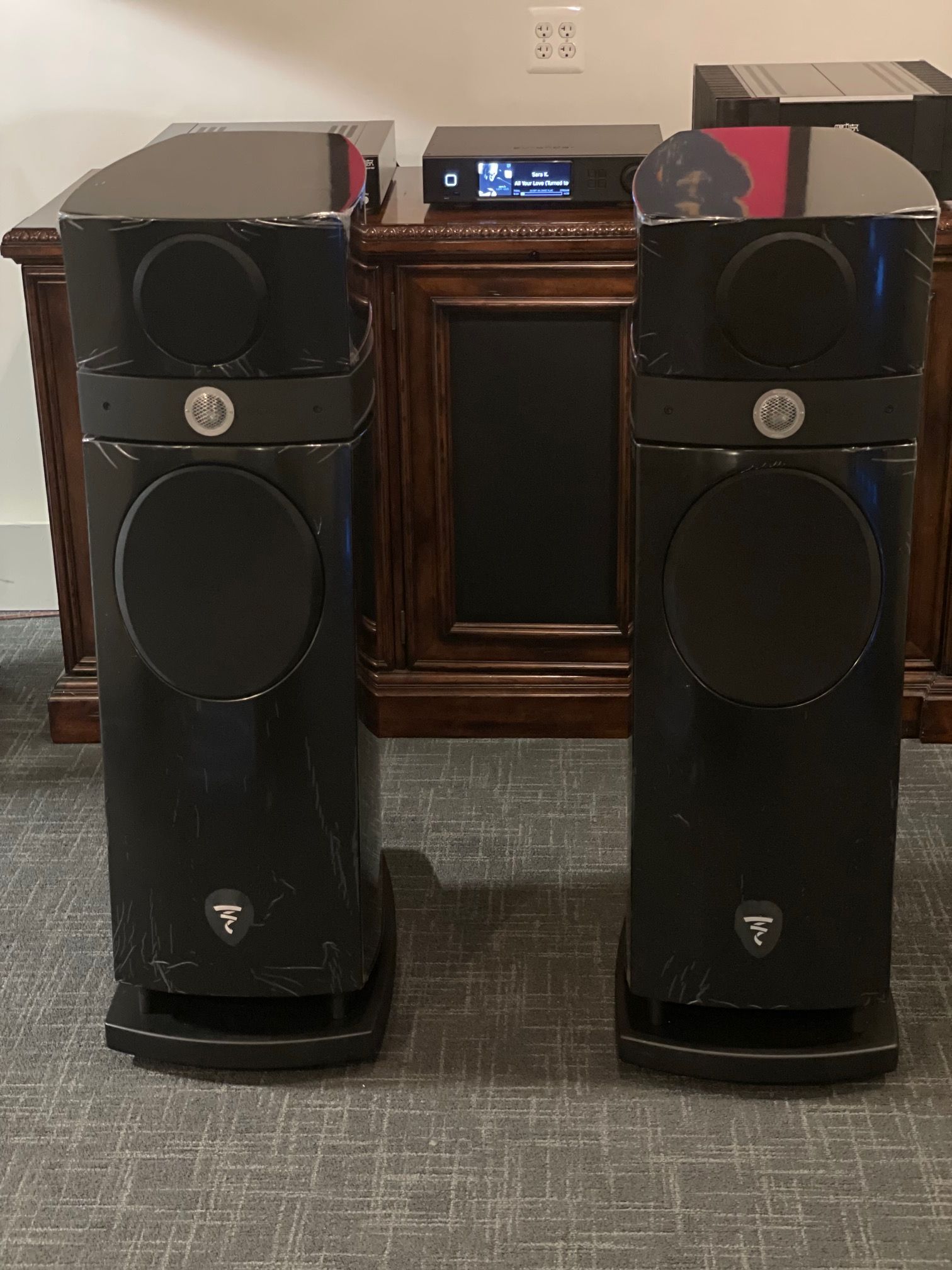 Focal Scala Utopia Evo -Gloss Black (Pair)  **Trade-in** 2