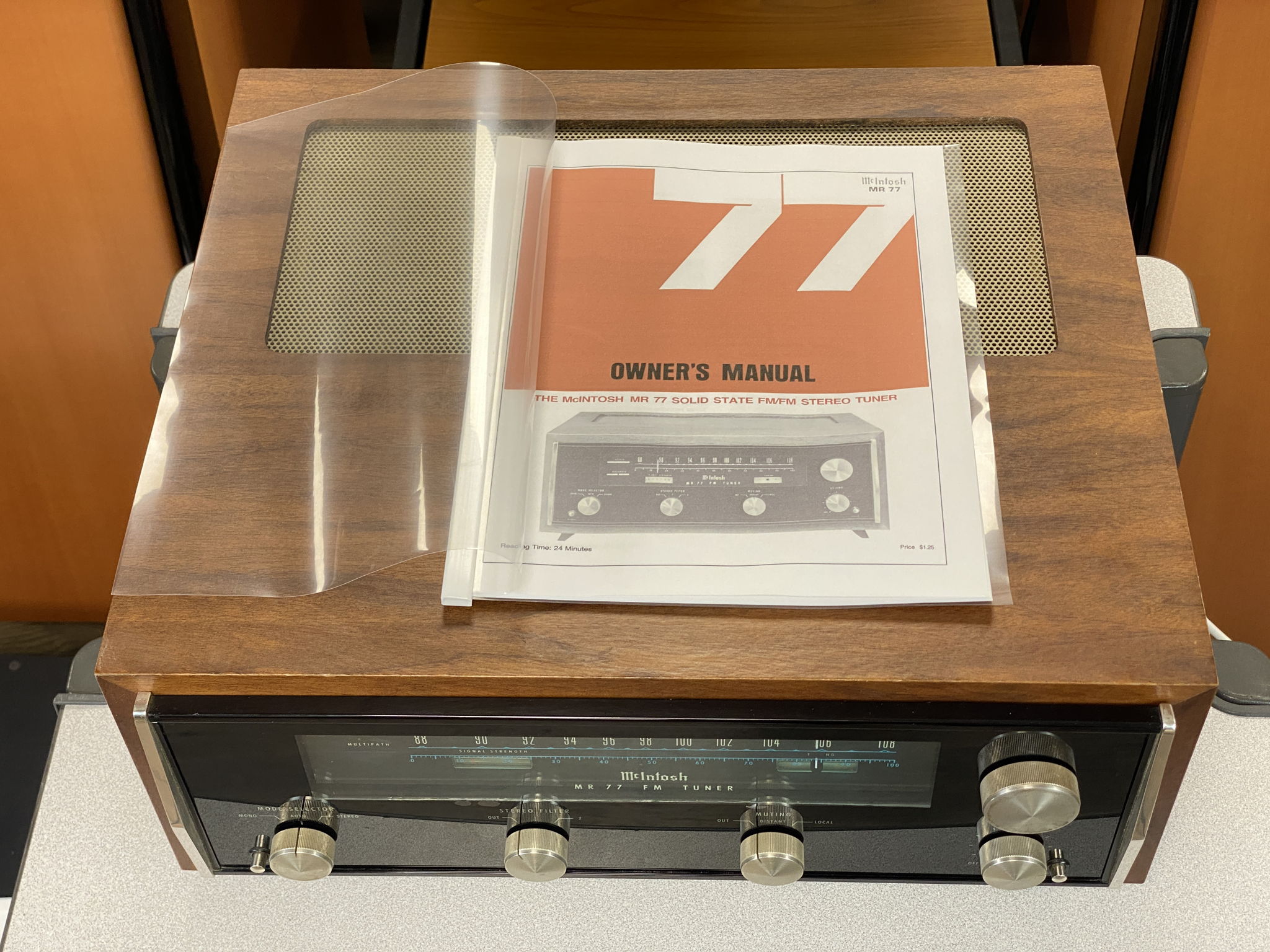 McIntosh MR 77 FM Vintage Stereo Tuner w/ walnut wood c... 2