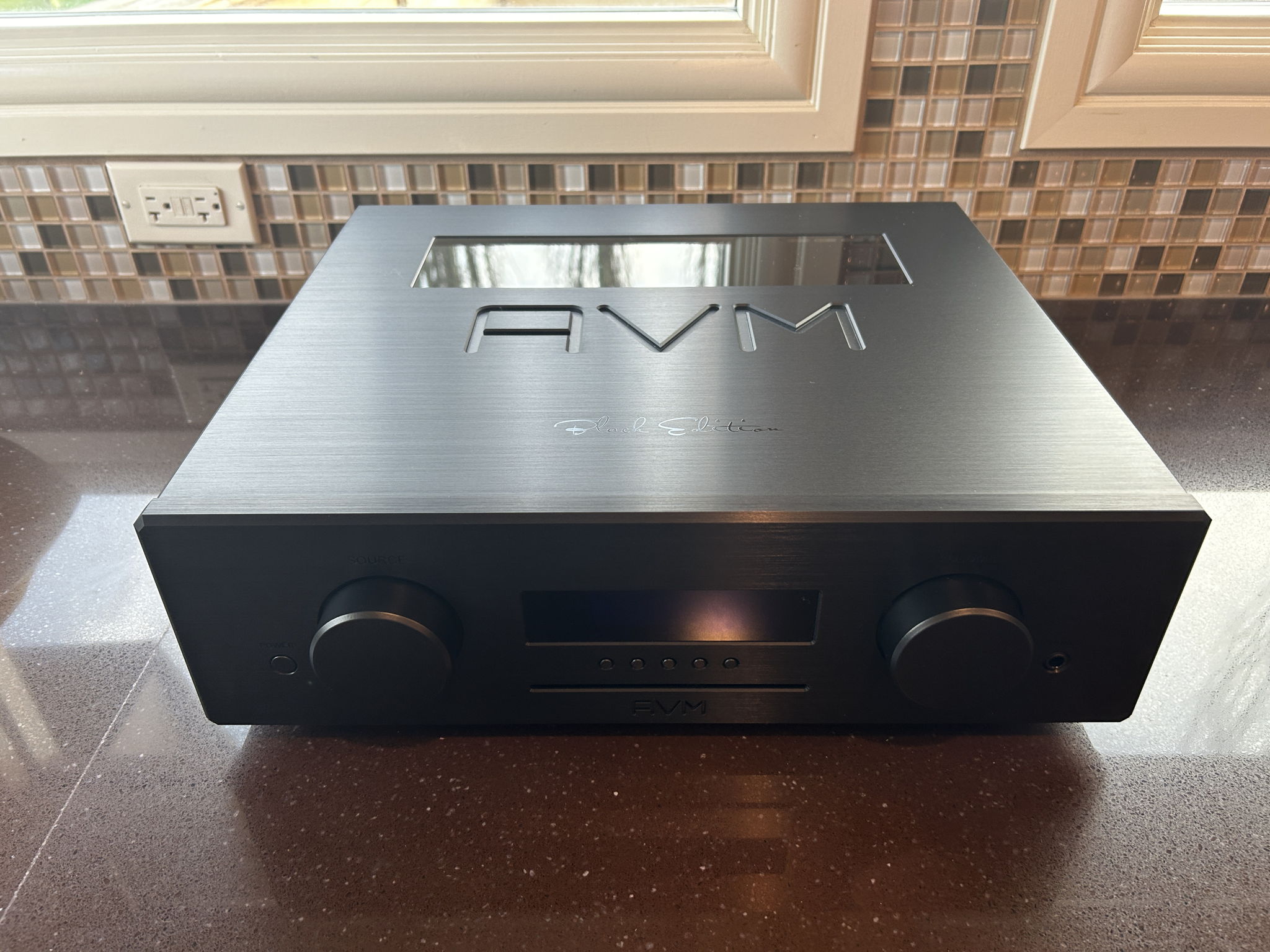 AVM Audio Ovation CS 8.3 Black Edition All-In-One Strea... 6