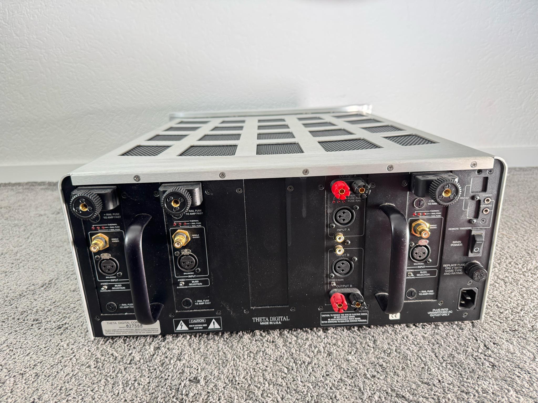 Theta Digital Dreadnaught II 5 channel power amplifier 6