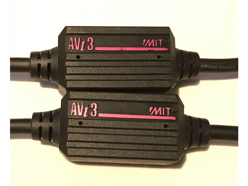 MIT AVt3 RCA Interconnects. 1.5m (5ft)