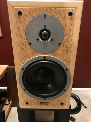 Dynaudio Special 25-Oregon pickup only