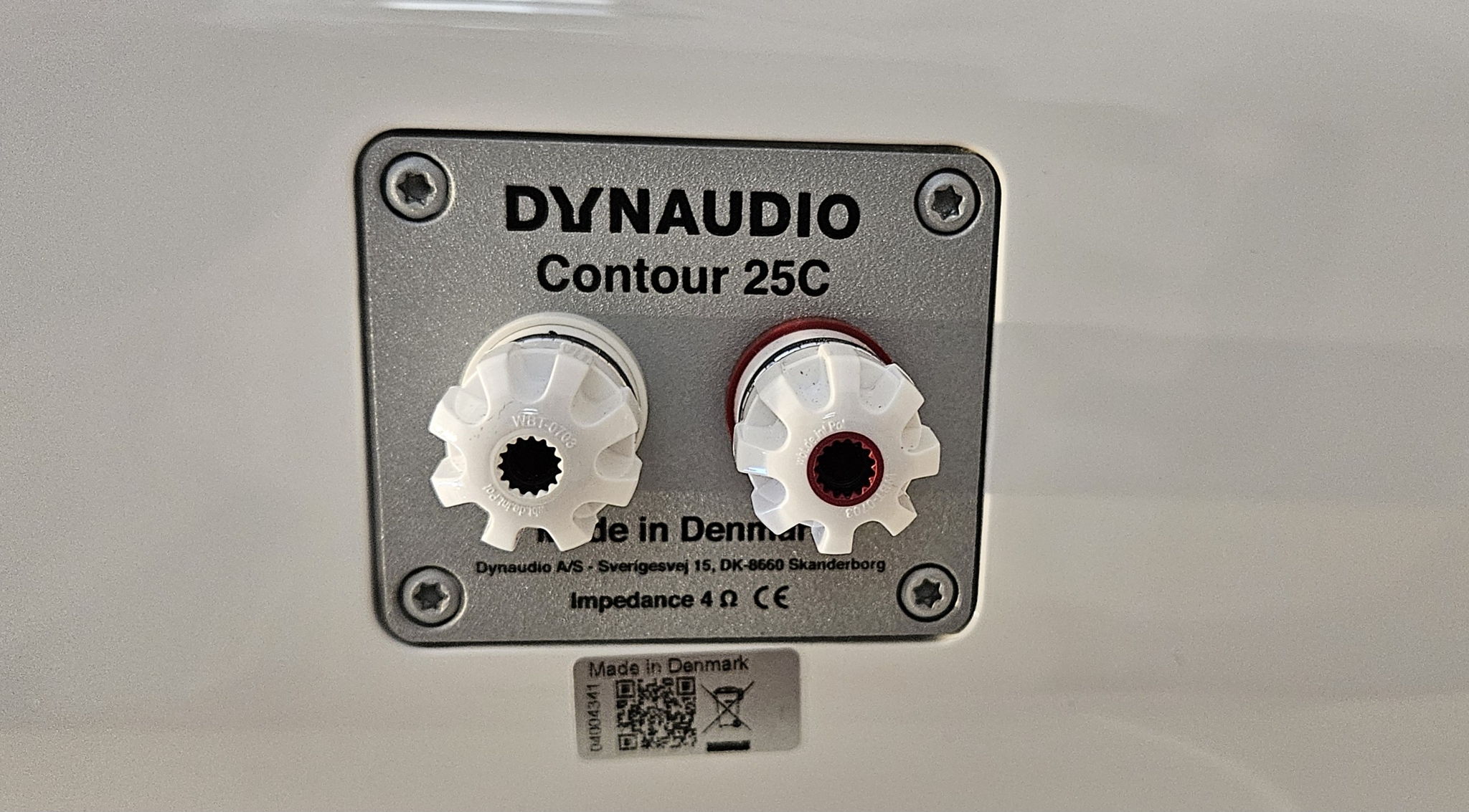 Dynaudio Contour 25c center channel speaker 7