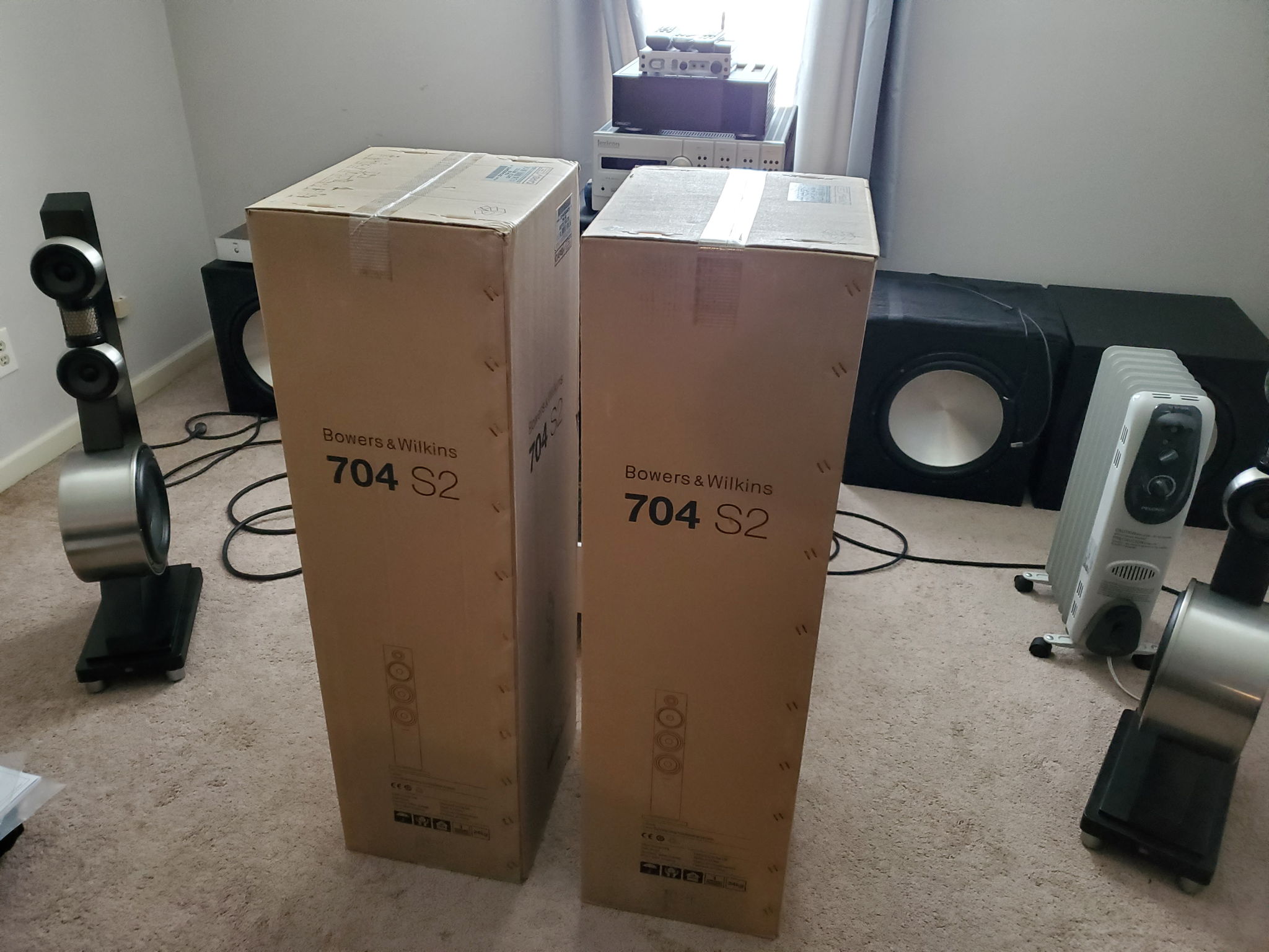 Bowers & Wilkins 704 S2 speakers SAVE over $1800, NEW, ... 4