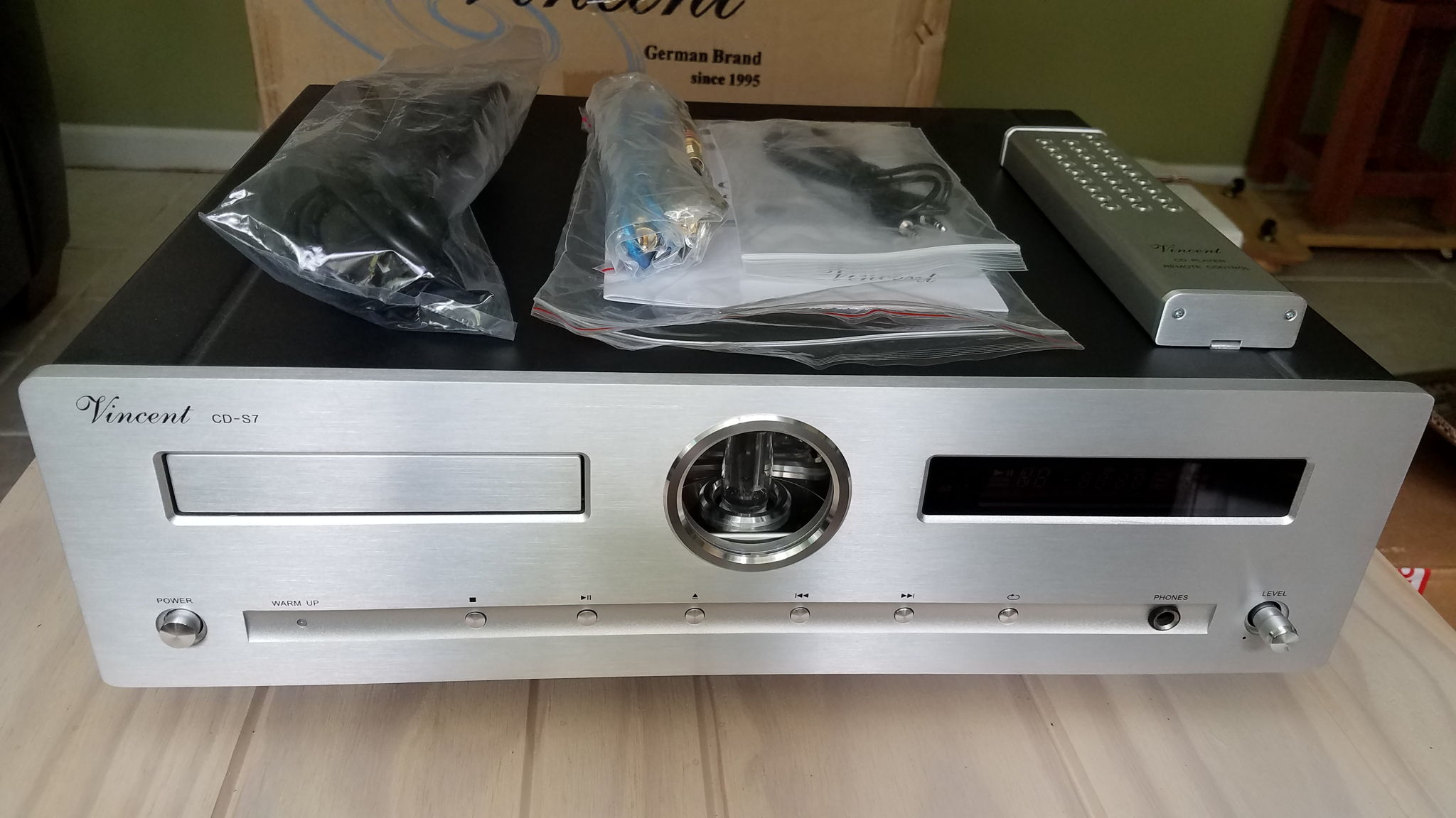 Vincent CD-S7 CD Hybrid Player Mint Condit For Sale