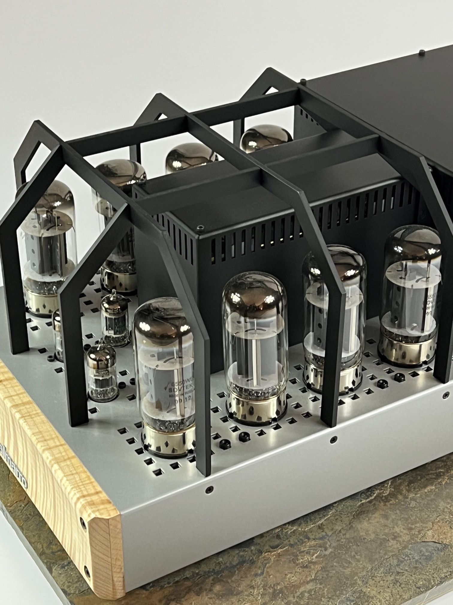 Almarro A50125a tube amplifier 11