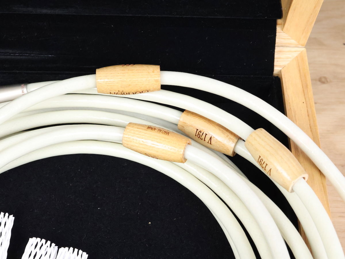 Nordost Valhalla 2 Reference highend audio interconnect... 3