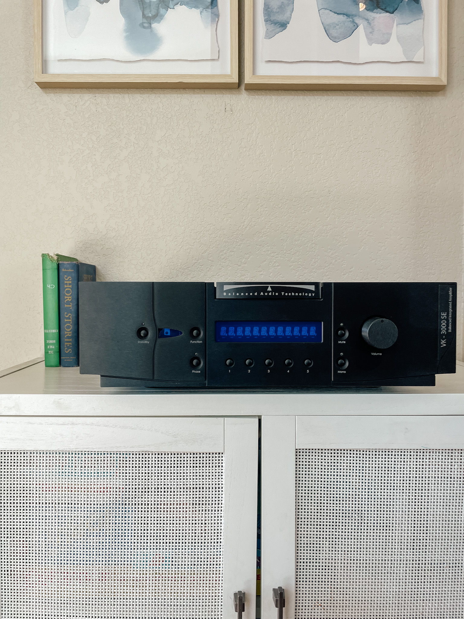 BAT VK-3000SE/ integrated phono included w/remote 4