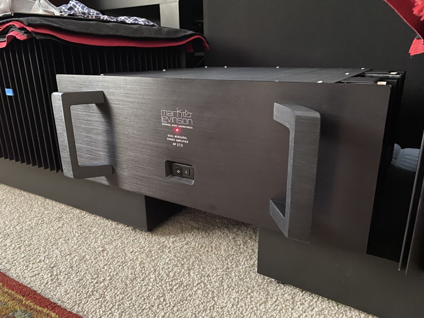 Mark Levinson  No 27.5 amplifier mint condition ( local pickups only )