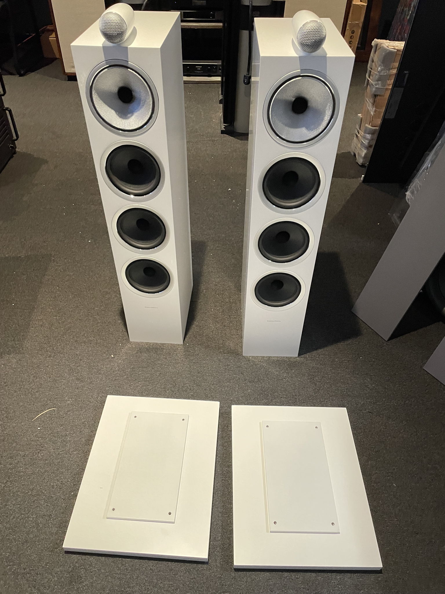 B&W (Bowers & Wilkins) 702 S2 local pickup 5