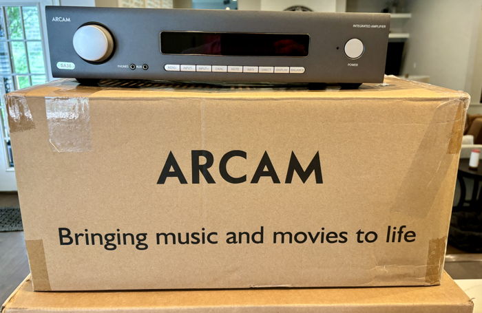 Arcam  SA30 Integrated Amplifier/Streamer w/Dirac Live!