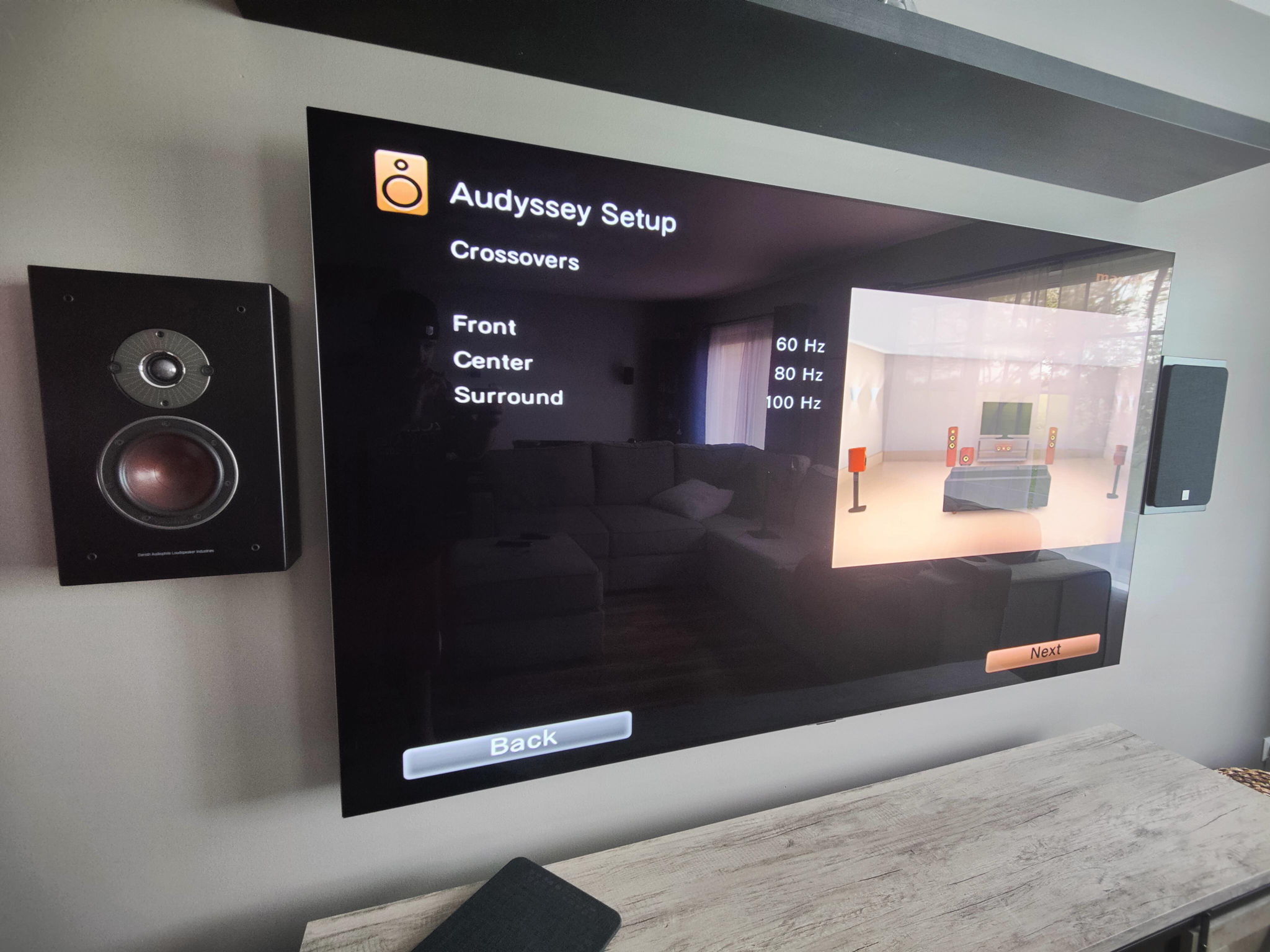 DALI Oberon On-Wall Speakers - Black - Pair - Open Box ... 11