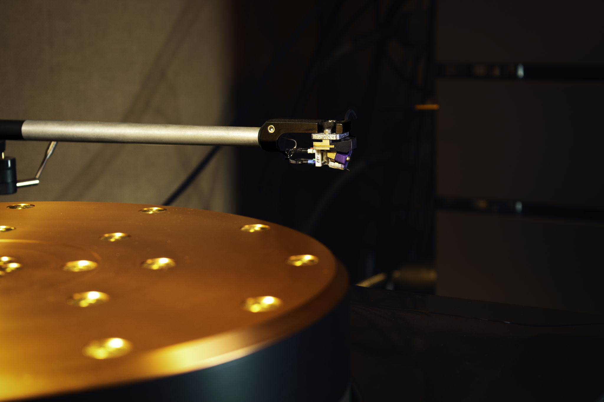 Lyra Lambda Atlas SL cartridge on LT tonearm