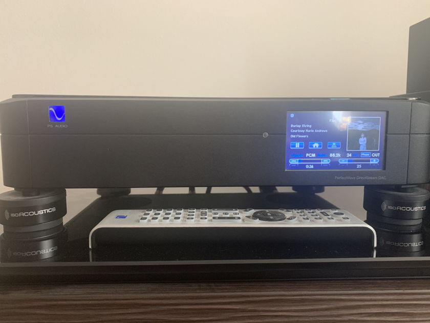 PS Audio DirectStream DAC w Factory Installed Bridge ll for Streaming