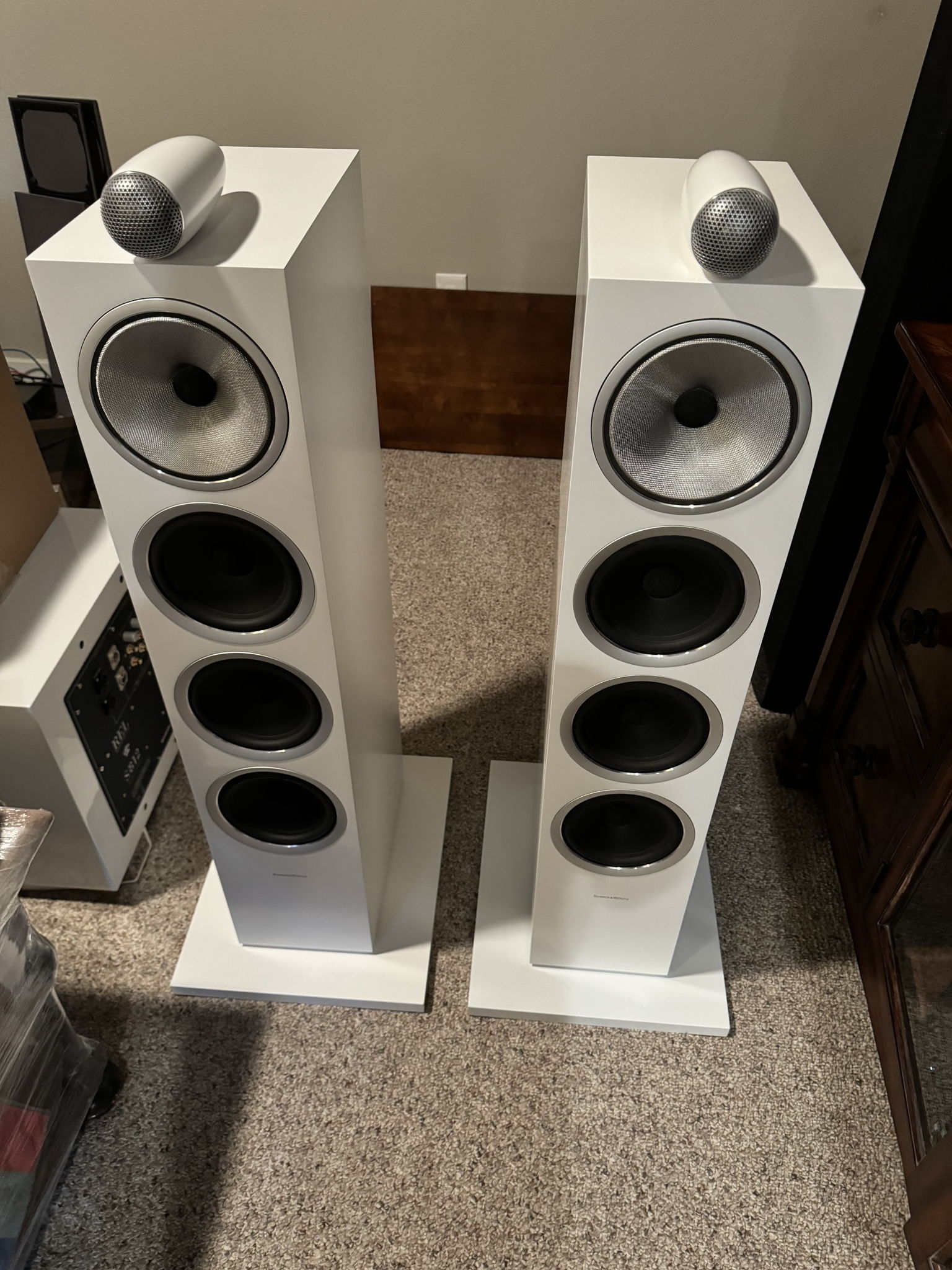 JBL Synthesis SDP-58, B & W 702 S2 Fronts (2-White), RE... 10