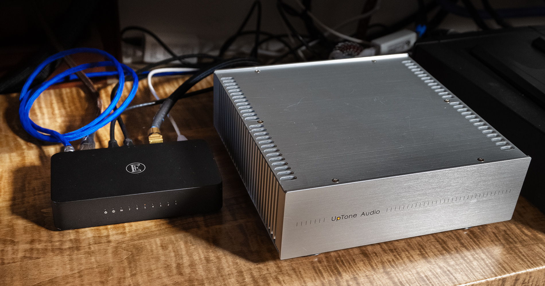 English Electric 8Switch Ethernet Switch  w/UpTone Audio JS-2 Linear Power Supply