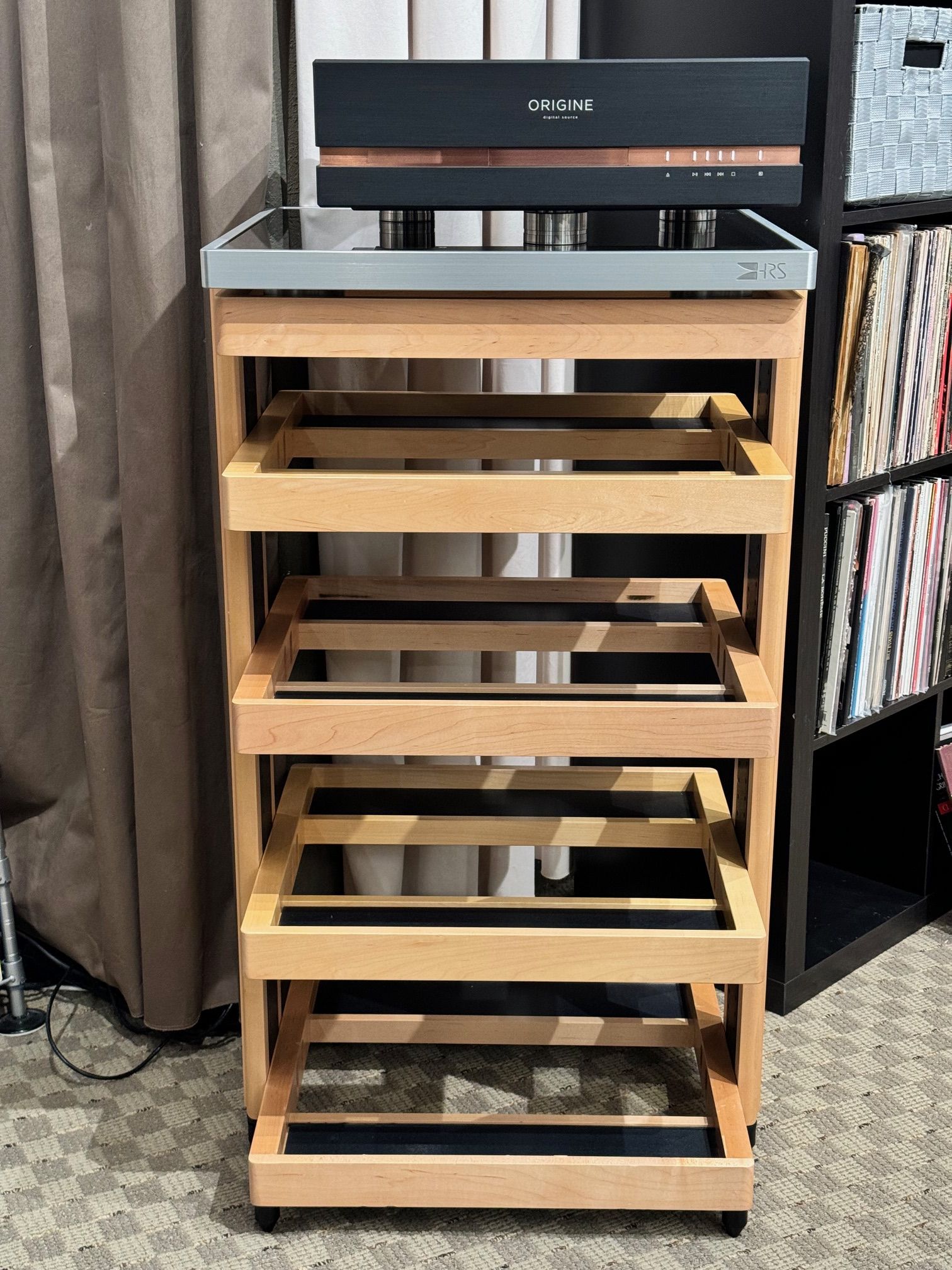 Harmonic Resolution Systems RXR Store Demo 5 shelf Maple