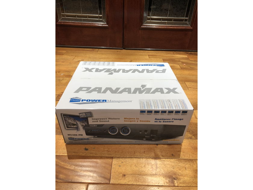 Panamax M5300pm 11 outlet Home theater power conditioner BRAND NEW