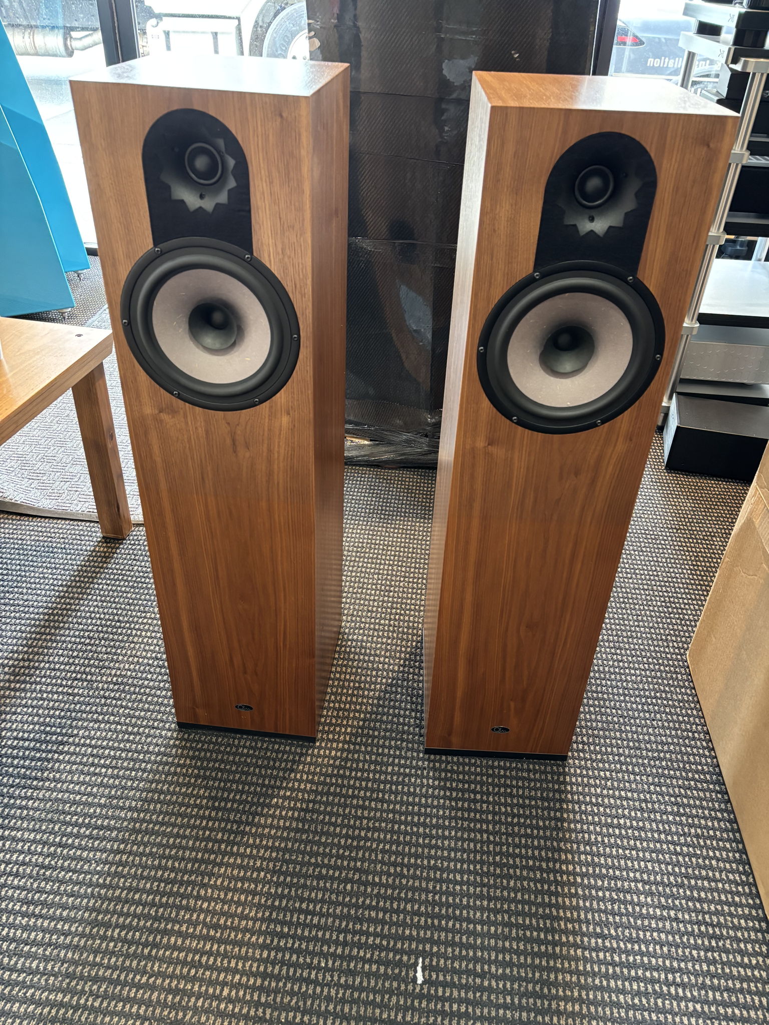 QLN Sonora Loudspeakers in Walnut Matte