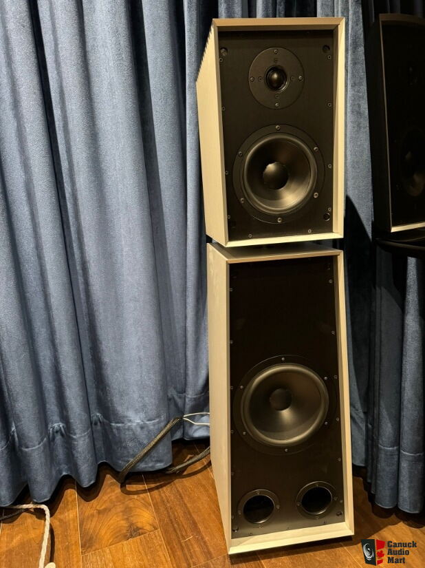 Goldmund Tethys Passive Loudspeakers 4