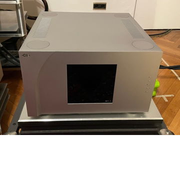 CH Precision M 1.1 Stereo Amplifier