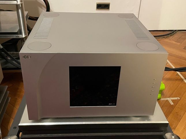 CH Precision M 1.1 Stereo Amplifier