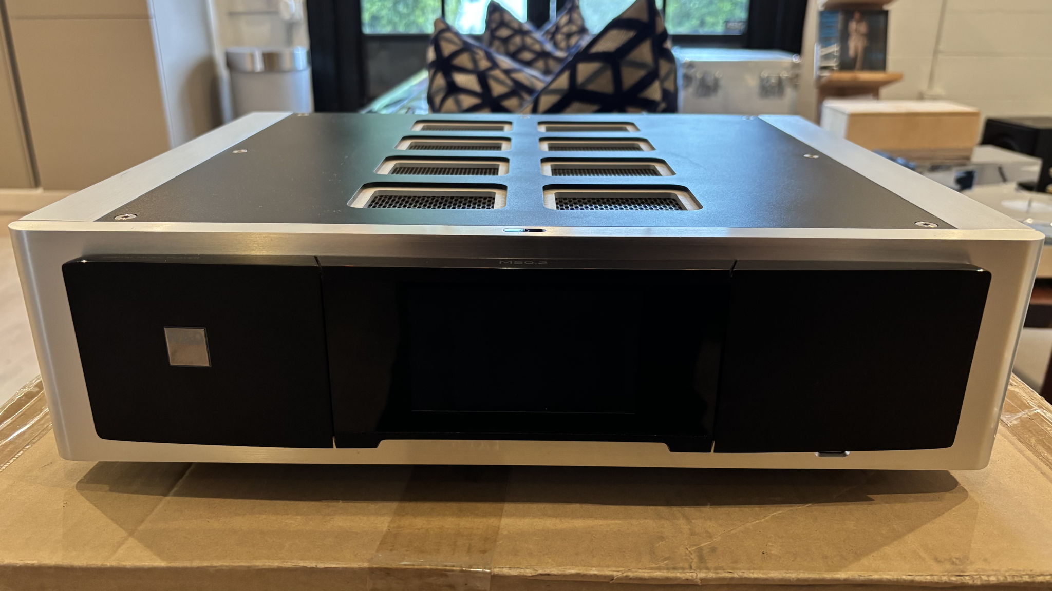 NAD Master Series M50.2 Digital Network Streamer, serve...